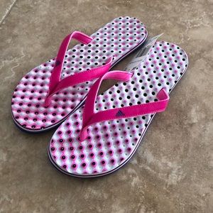 Women’s Adidas EEZAY Flip Flop Sz 7